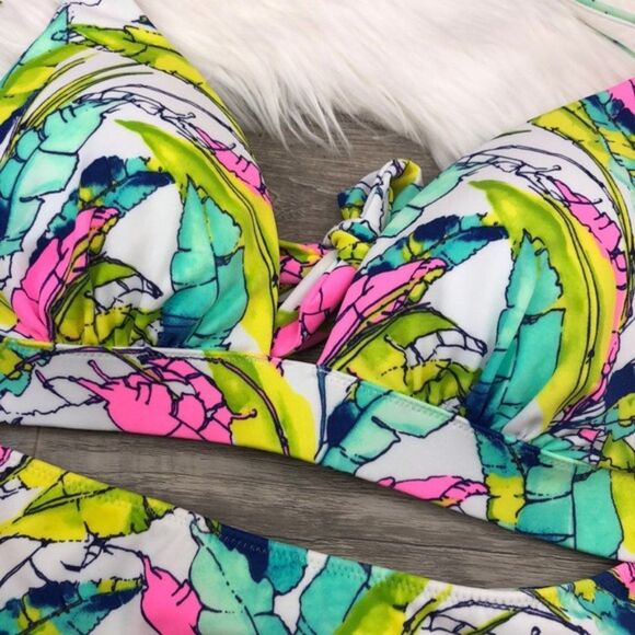 Victoria’s Secret Tropical Vibrant Palm Banana Leaf Bikini S/M NWOT - Picture 7 of 13